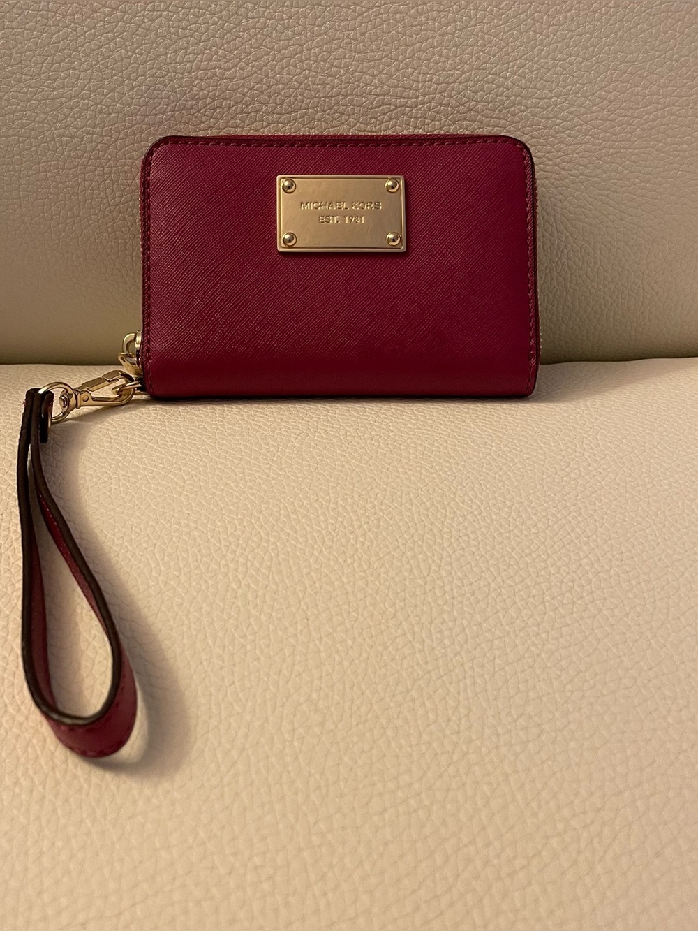 Michael Kors Pink Leather Zip Around Small Card Case Wallet Gold AV-1207